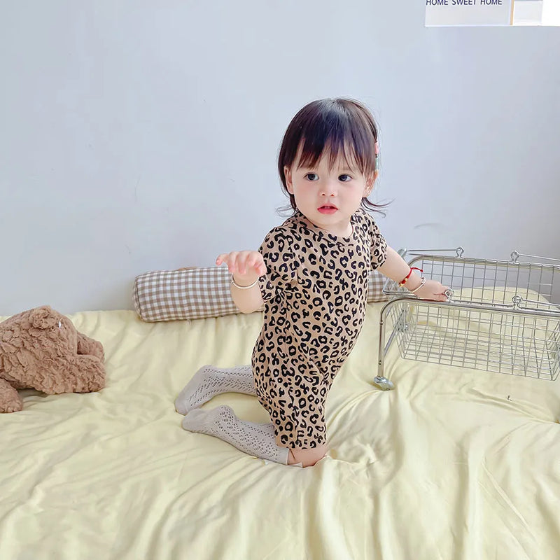 Stylish Comfortable Casual Leopard Print Baby Rompers Cute Summer Wear for Girls and Boys Soft Cotton One-Piece Bodysuit 0-24M